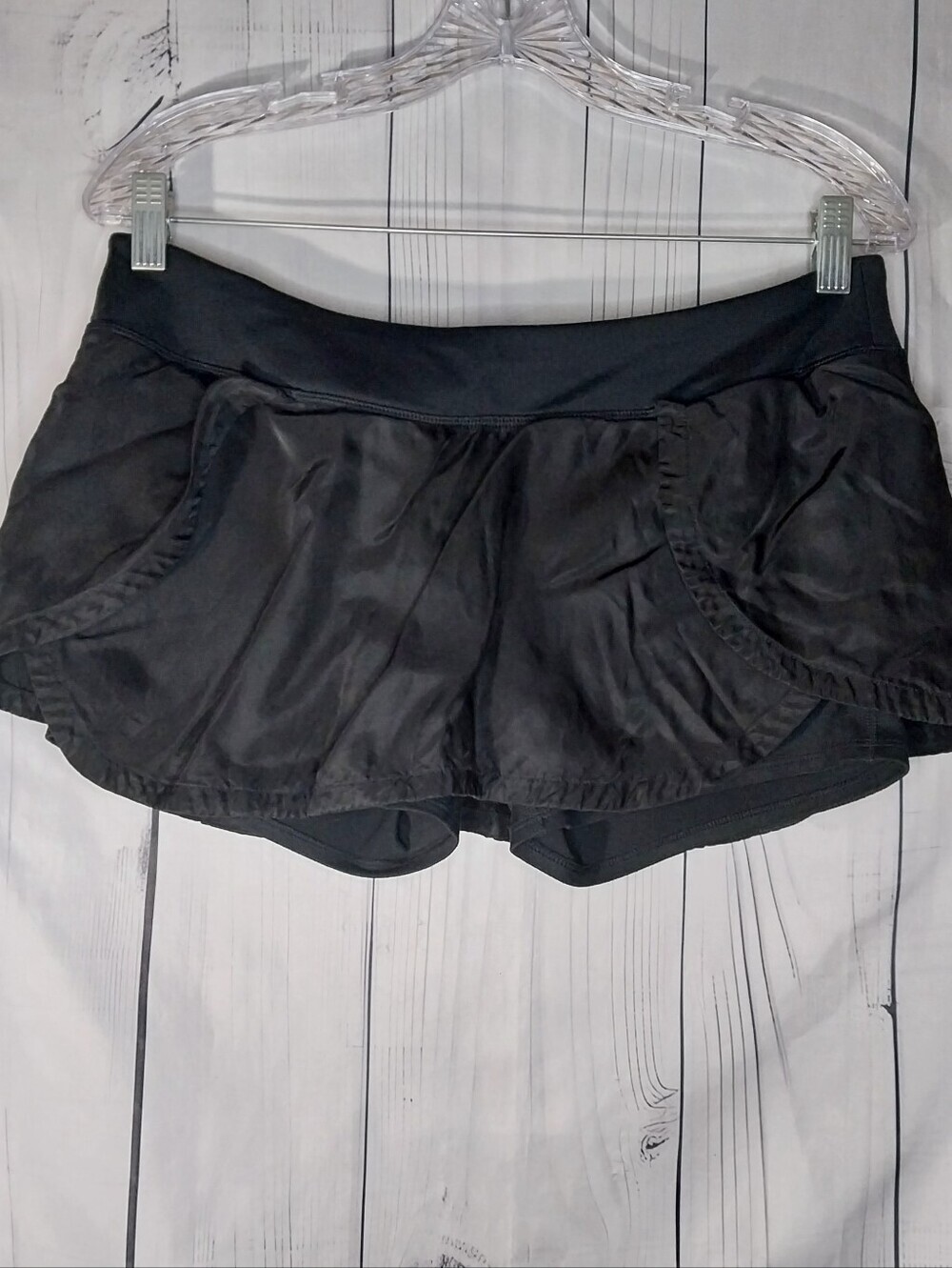 Athleta 2-in-1 Layered Black Running Athletic Casual Minimalist Shorts / Skorts